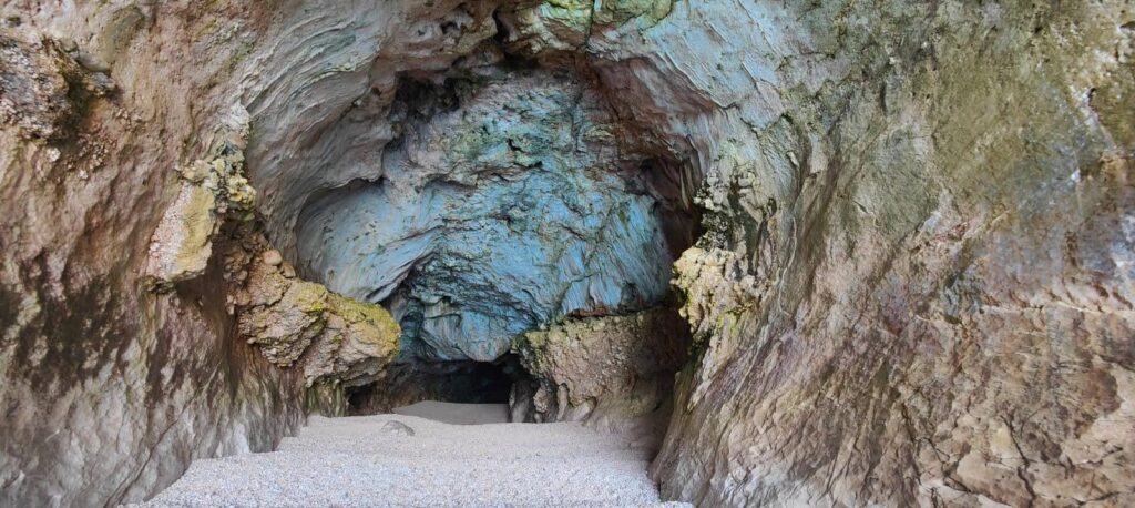 grotta costa baunei, golfo di orosei